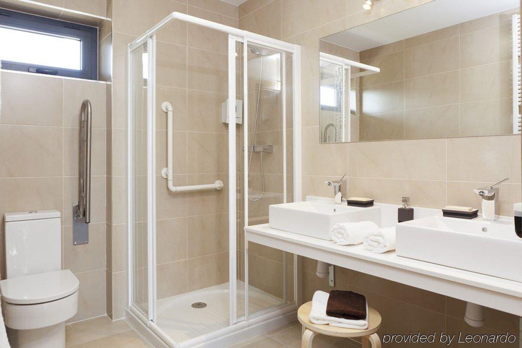 Aparthotel Jardines De Aristi Vitoria-Gasteiz Cameră foto