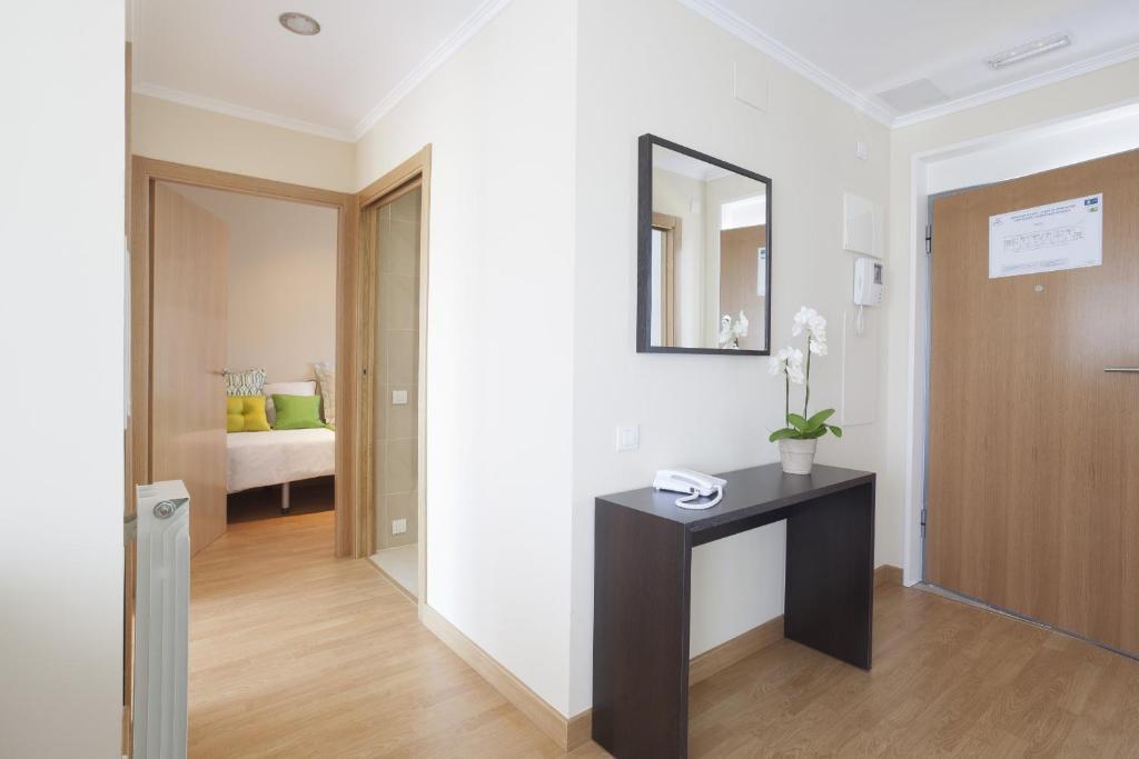 Aparthotel Jardines De Aristi Vitoria-Gasteiz Cameră foto